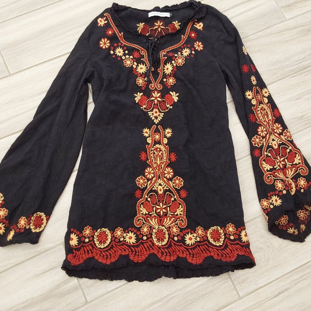 Charlotte Ronson Black Embroidered Long Sleeve Beach/Pool Tunic/Dress.   Size S